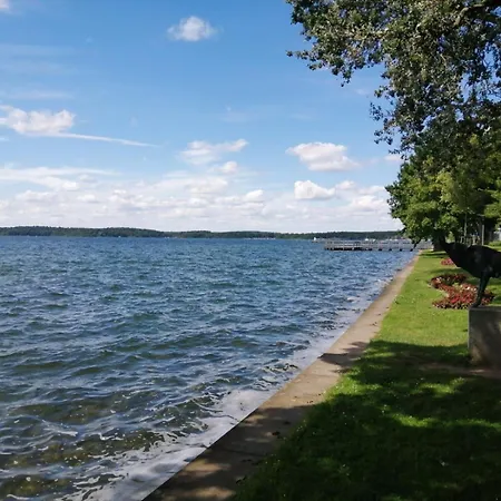 Ferienwohnung Jelinek * فارين